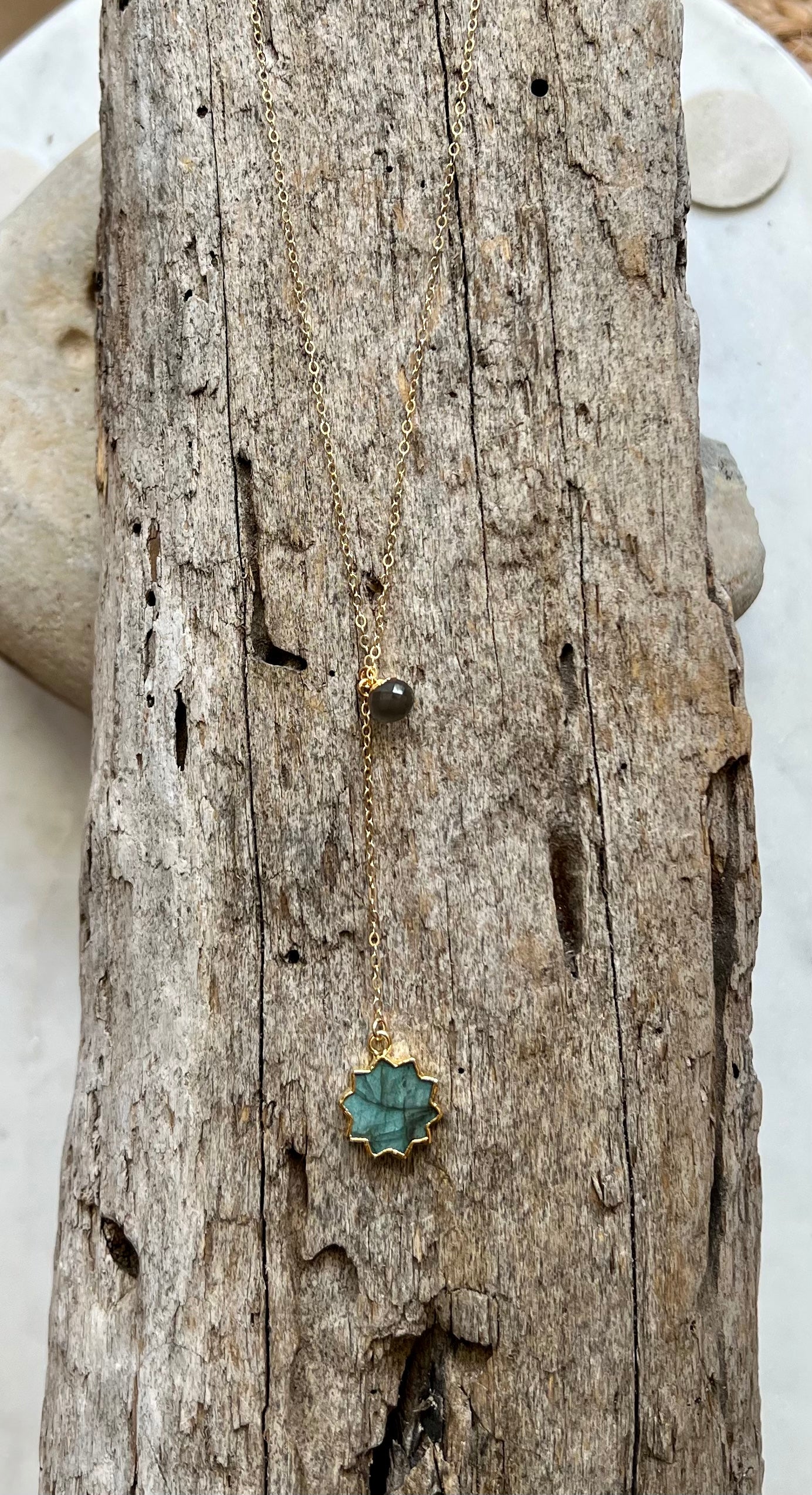 Emerald Sunburst Lariat Necklace